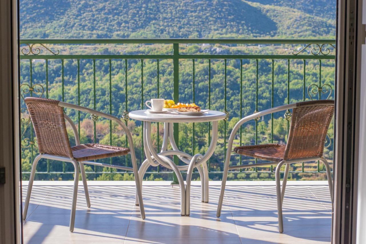 Villa Milena With Heated Pool And Jacuzzi Kostanje Exterior photo