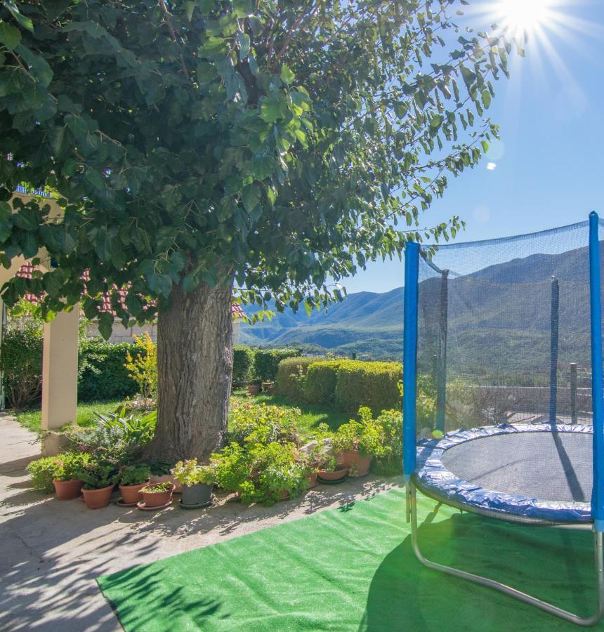 Villa Milena With Heated Pool And Jacuzzi Kostanje Exterior photo